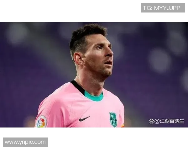 足球三号球星是谁 世界足坛三号位置的代表人物及精彩瞬间解析